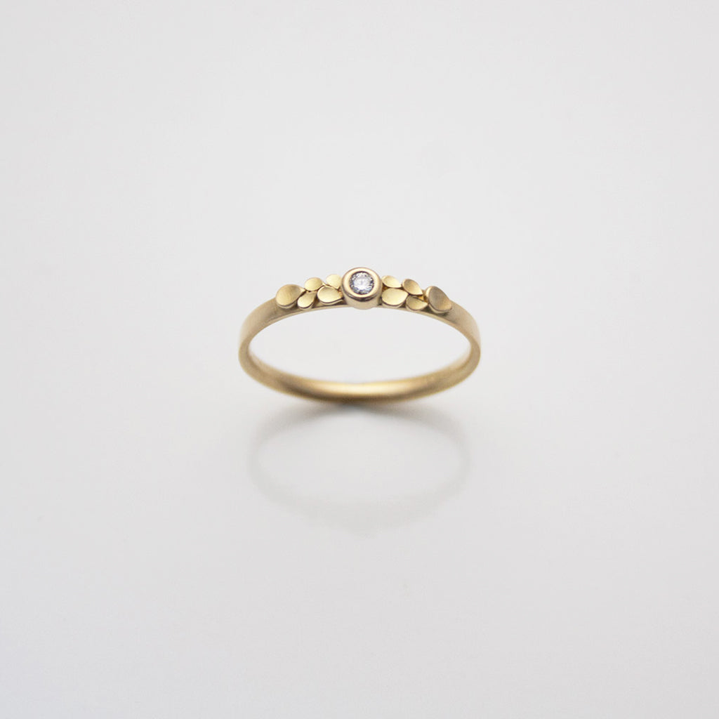 Dahlia 18ct. Gold Ring with 10 Petals