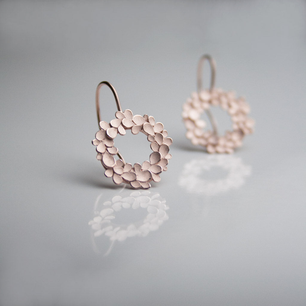 Floral wreath large Rosegold-plated drop Earrings