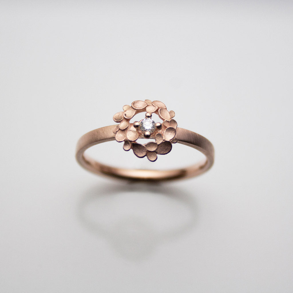 Floral wreath 9ct. Rose-gold and Diamond Ring
