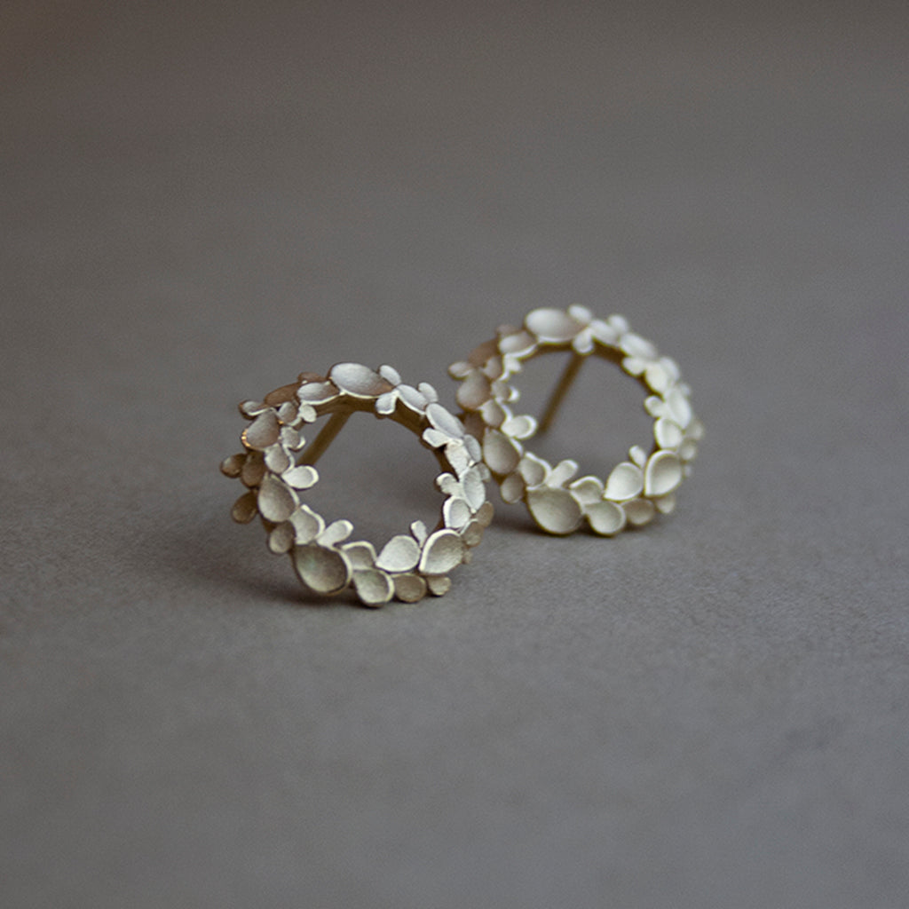 Floral wreath medium Silver gold-plated Earrings